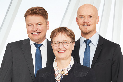 Gruppenfoto mit Frau Dr. Meissner sowie den Herren Per Protoschill und Frank Wörner